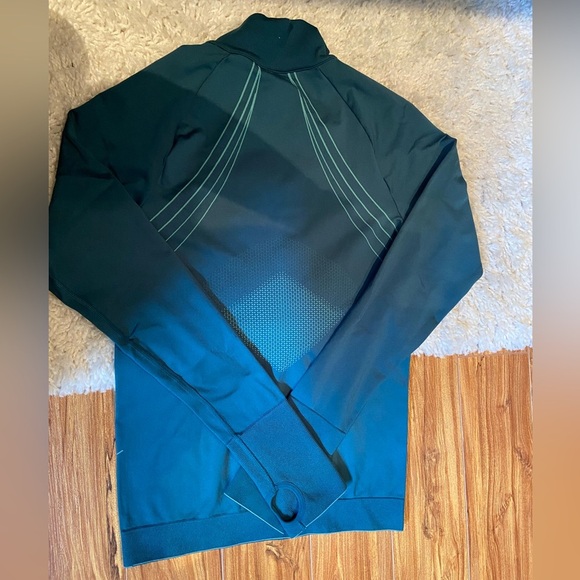 Teal Long-Sleeve Athletic Top - Picture 5 of 5